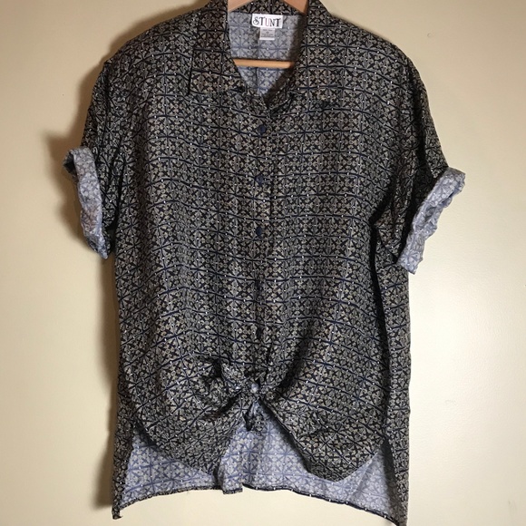 VTG Oversized Menswear Inspired Silk Camp Shirt 1X - Picture 2 of 6